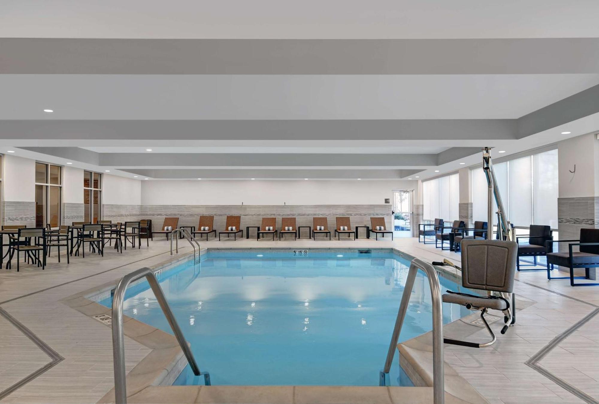 Homewood Suites By Hilton Edison Woodbridge, Nj Exterior photo
