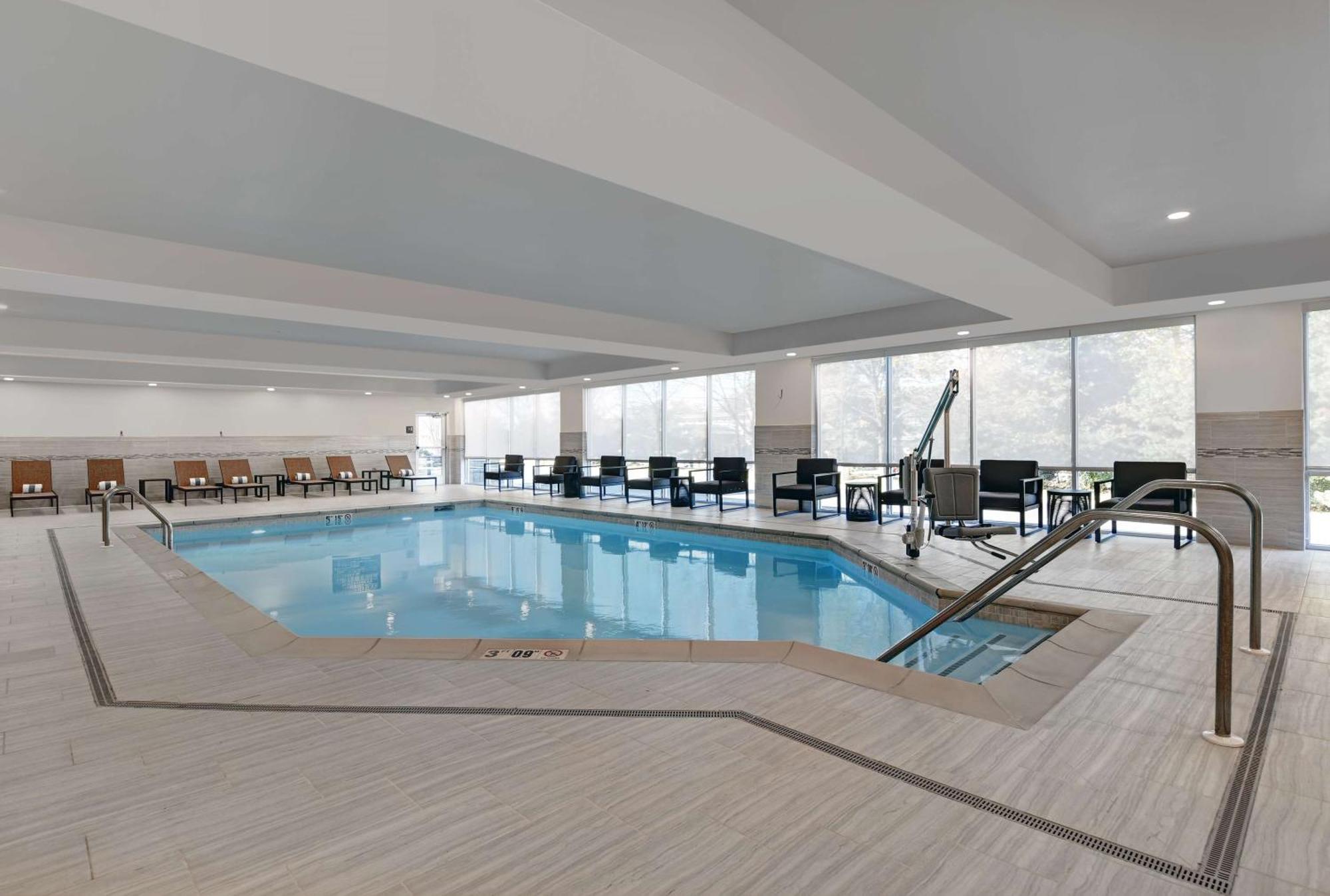 Homewood Suites By Hilton Edison Woodbridge, Nj Exterior photo